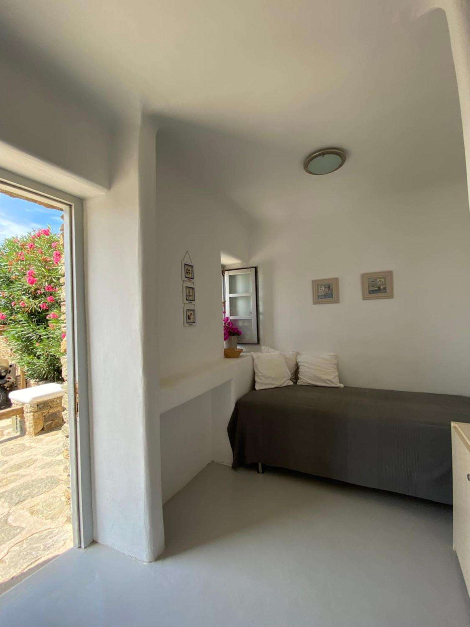 Wood And Stone Villa Mykonos Town Bagian luar foto